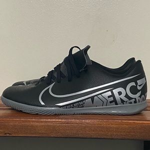 Nike Mercurial Indoor Soccer Shoes